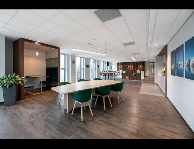 10M² OFFICE TO LET IN VORNA VALLEY